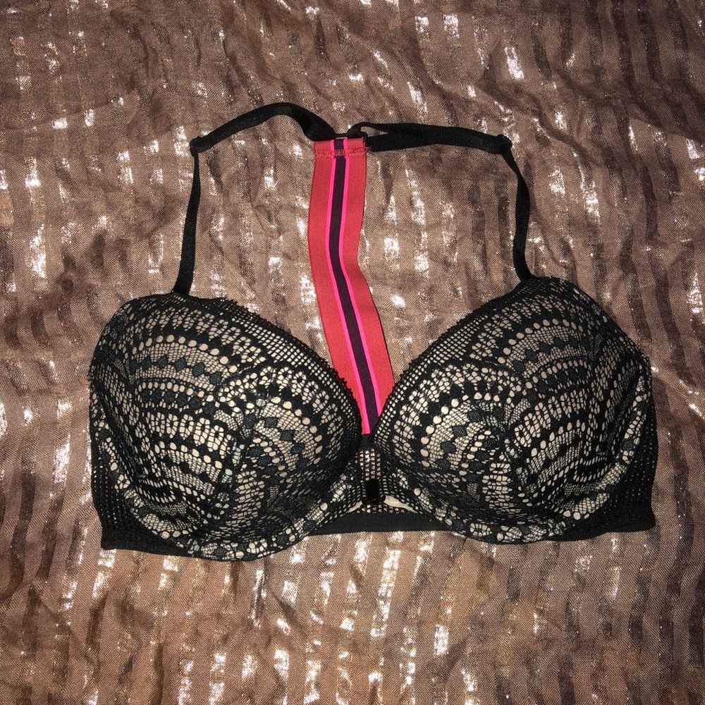 Victoria’s Secret Razor Back Bra
